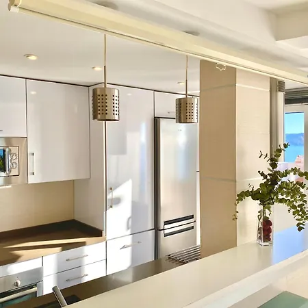 アパート Modern Stunning Sea Views And Pool