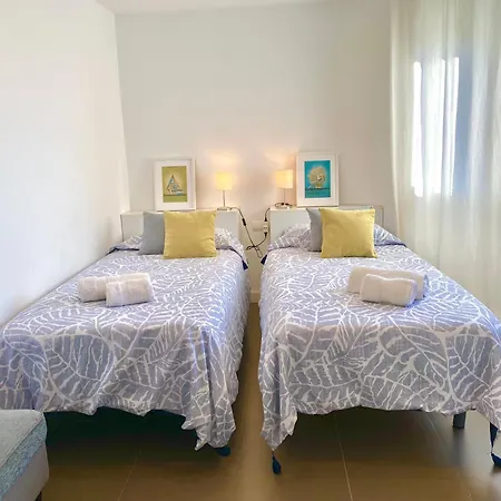 Modern Stunning Sea Views And Pool Apartment *
