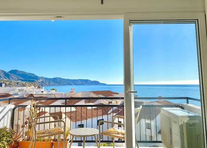 Modern Stunning Sea Views And Pool Lejlighed