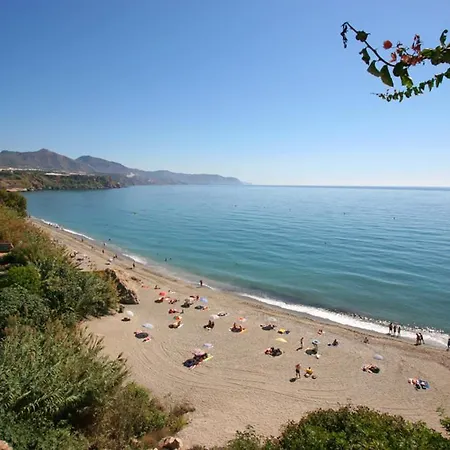 Modern Stunning Sea Views And Pool Appartement