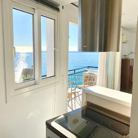 Modern Stunning Sea Views And Pool Appartement *