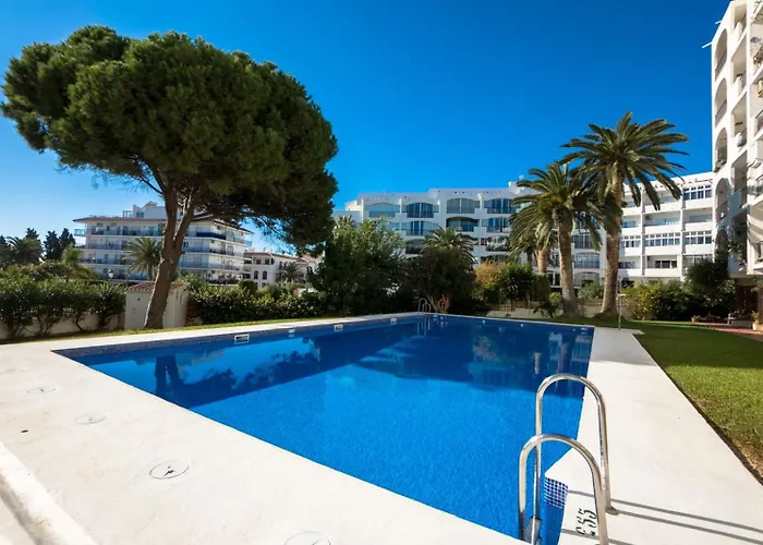 Modern Stunning Sea Views And Pool * ネルハ