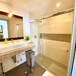 Modern Stunning Sea Views And Pool * نيرخا